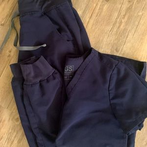 Xsmall FIGS navy scrub set